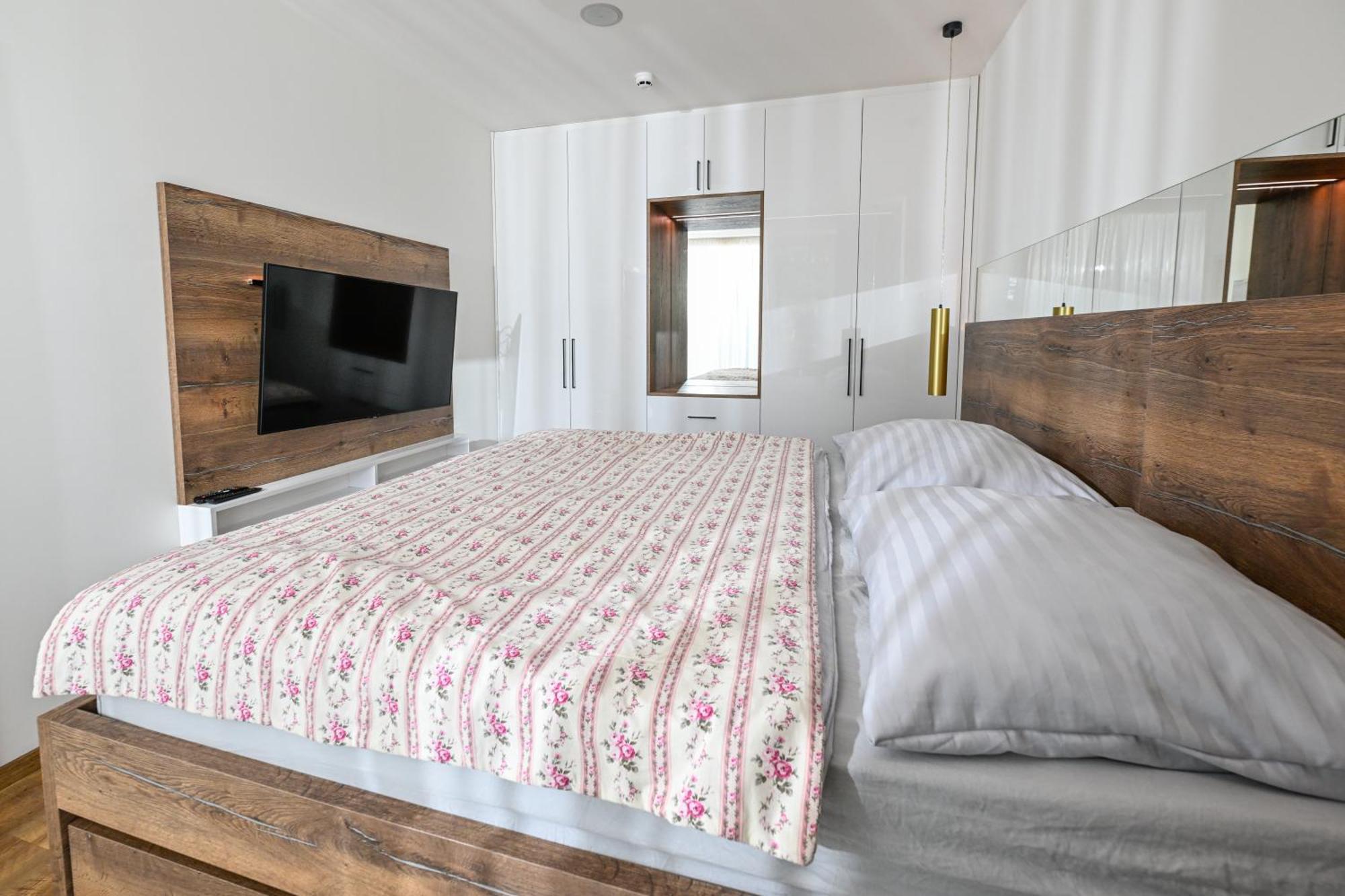 Hotel Ovruc - Rodinny Apartman 111 Štrbské Pleso エクステリア 写真
