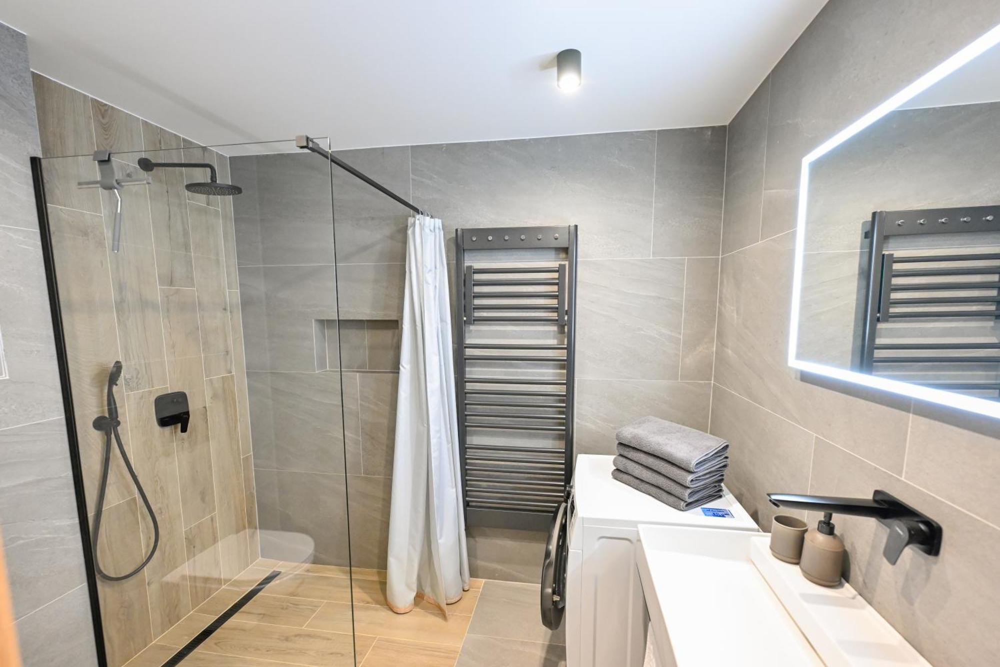 Hotel Ovruc - Rodinny Apartman 111 Štrbské Pleso エクステリア 写真